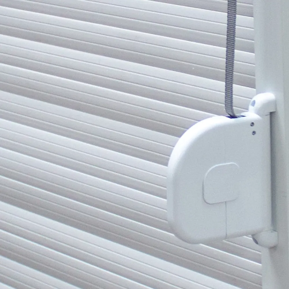 Fortia Volet roulant uPVC blanc - ouverture manuelle par sangle - - l.120 x H.135 cm- Volet Roulant